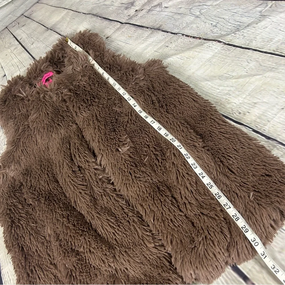 Betsy Johnson brown faux fur long fluffy vest pockets